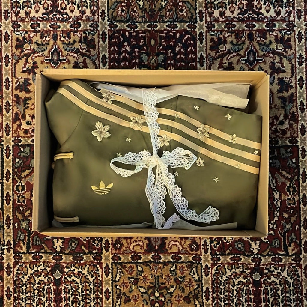 [JUNE PREORDER] 1:1 Embroidered CNY Jacket
