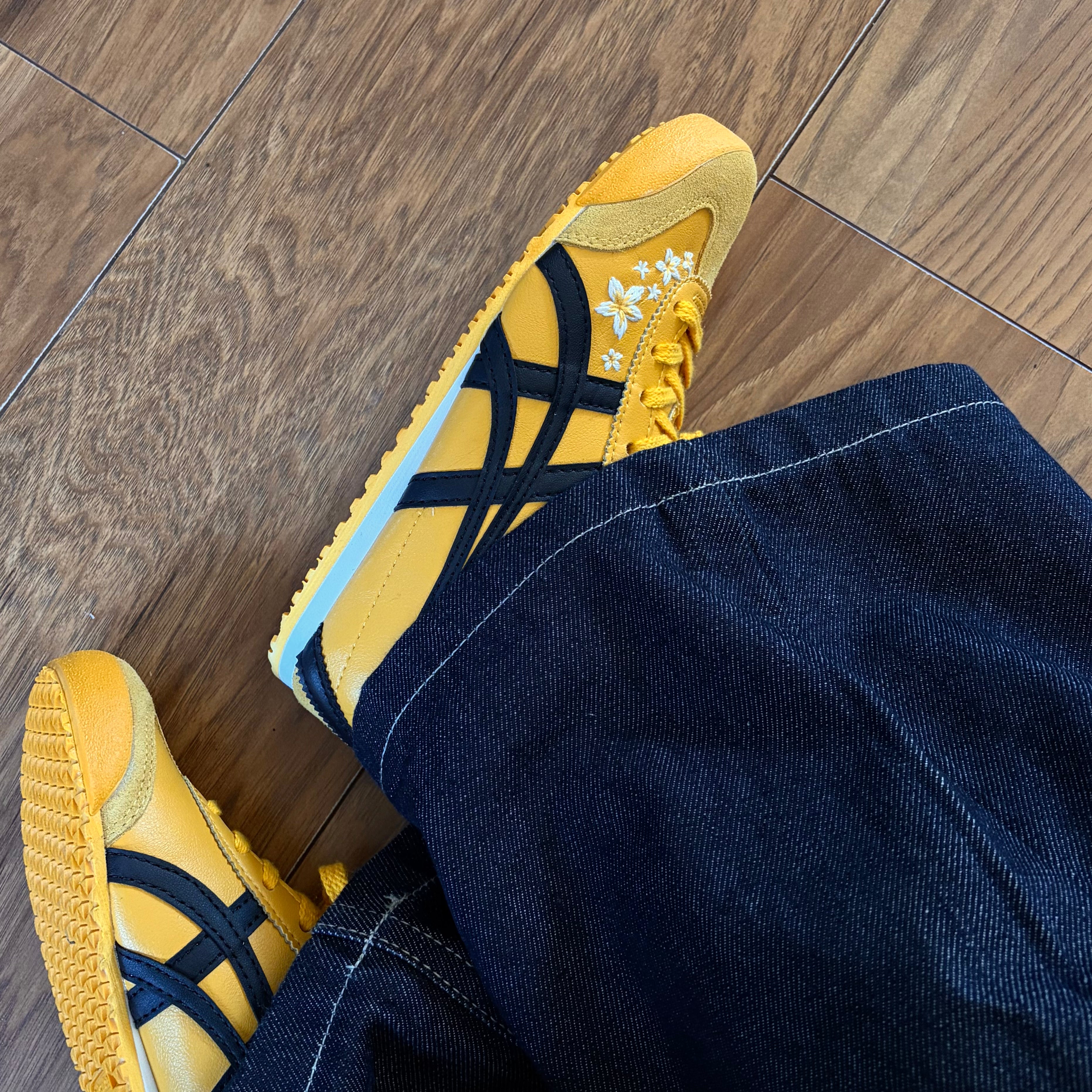 [JUNE PREORDER] 1:1 Embroidered M'66 Shoes